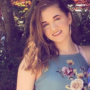 Meet your Posher, Camryn